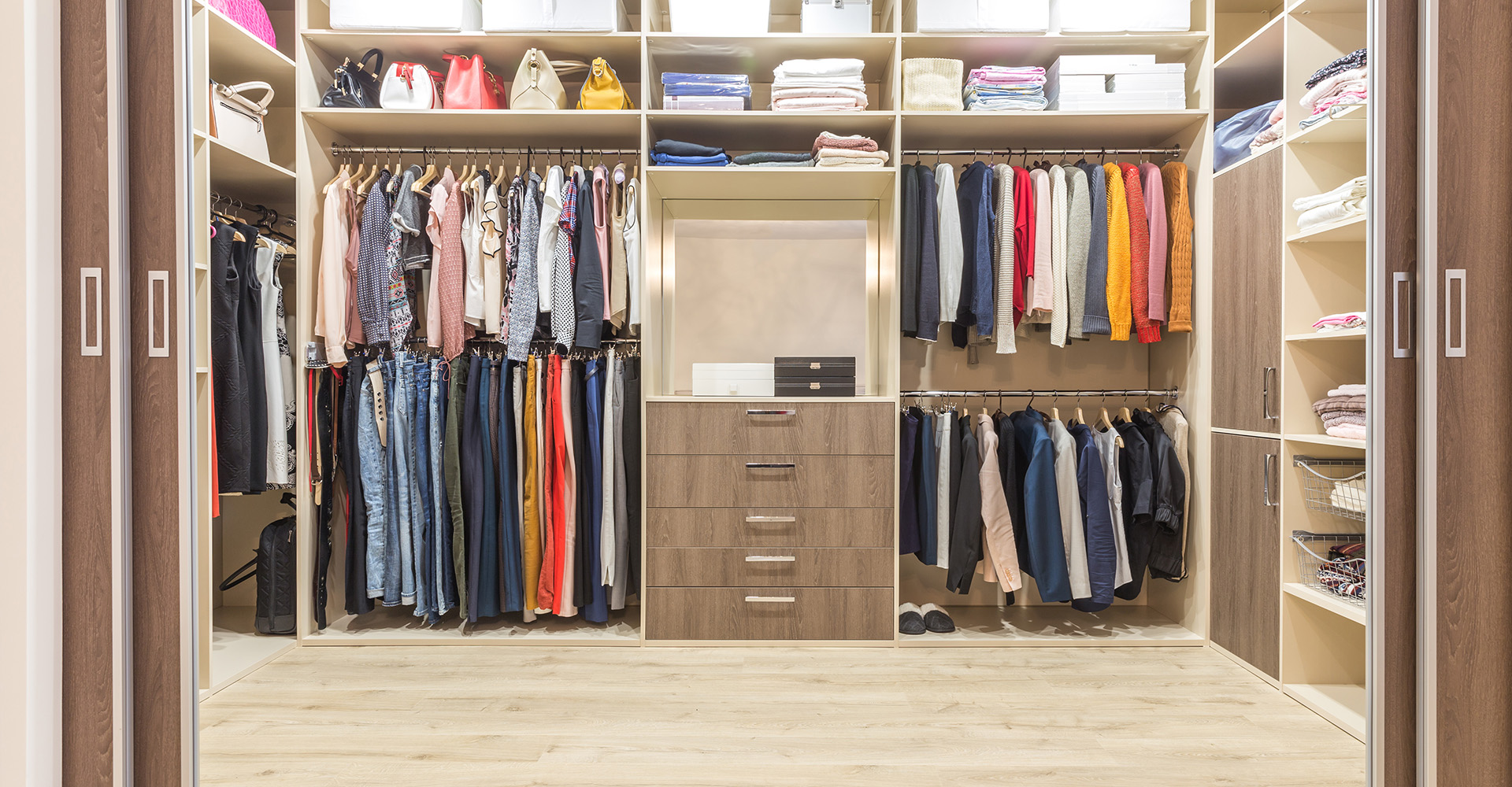 Wardrobe Interior Designers In Bangalore